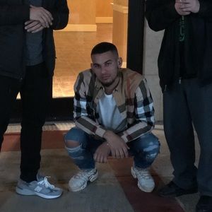 Meet your Posher, Davon